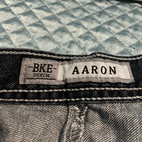#1253. BKE Aaron Straight Leg Medium Wash Men's Jeans Size 31R - Picture 7 of 13